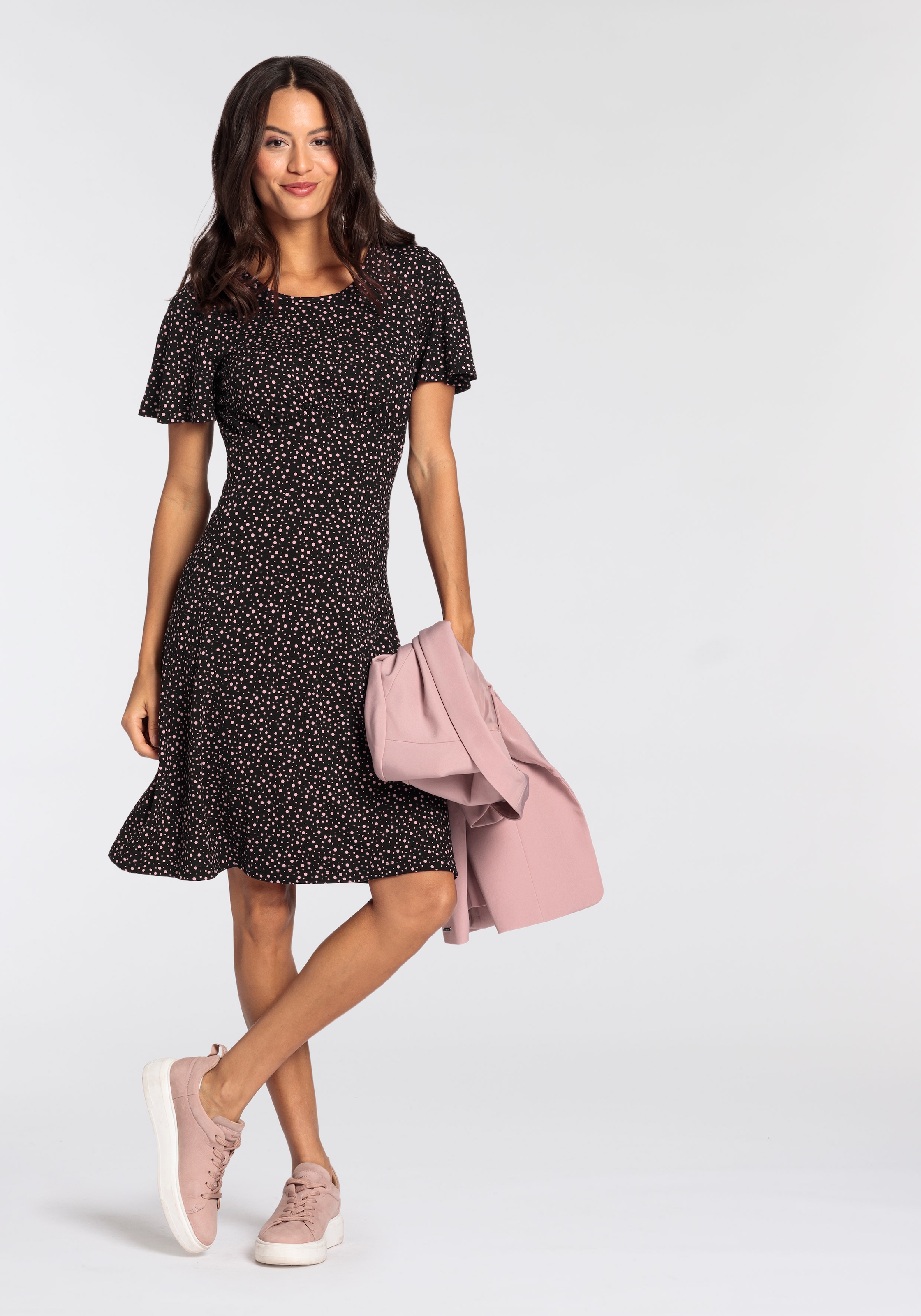 Laura Scott Sommerkleid kurzes Kleid,  femininer Look,  aus Single-Jerseystoff,  halbarm