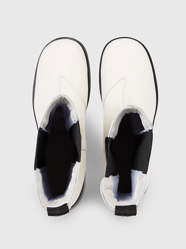 botas de couro até o tornozelo