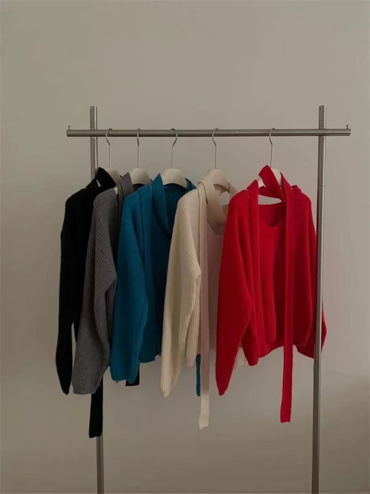 Cloud Nine - Set: V-hals effen geribbelde trui + skinny sjaal