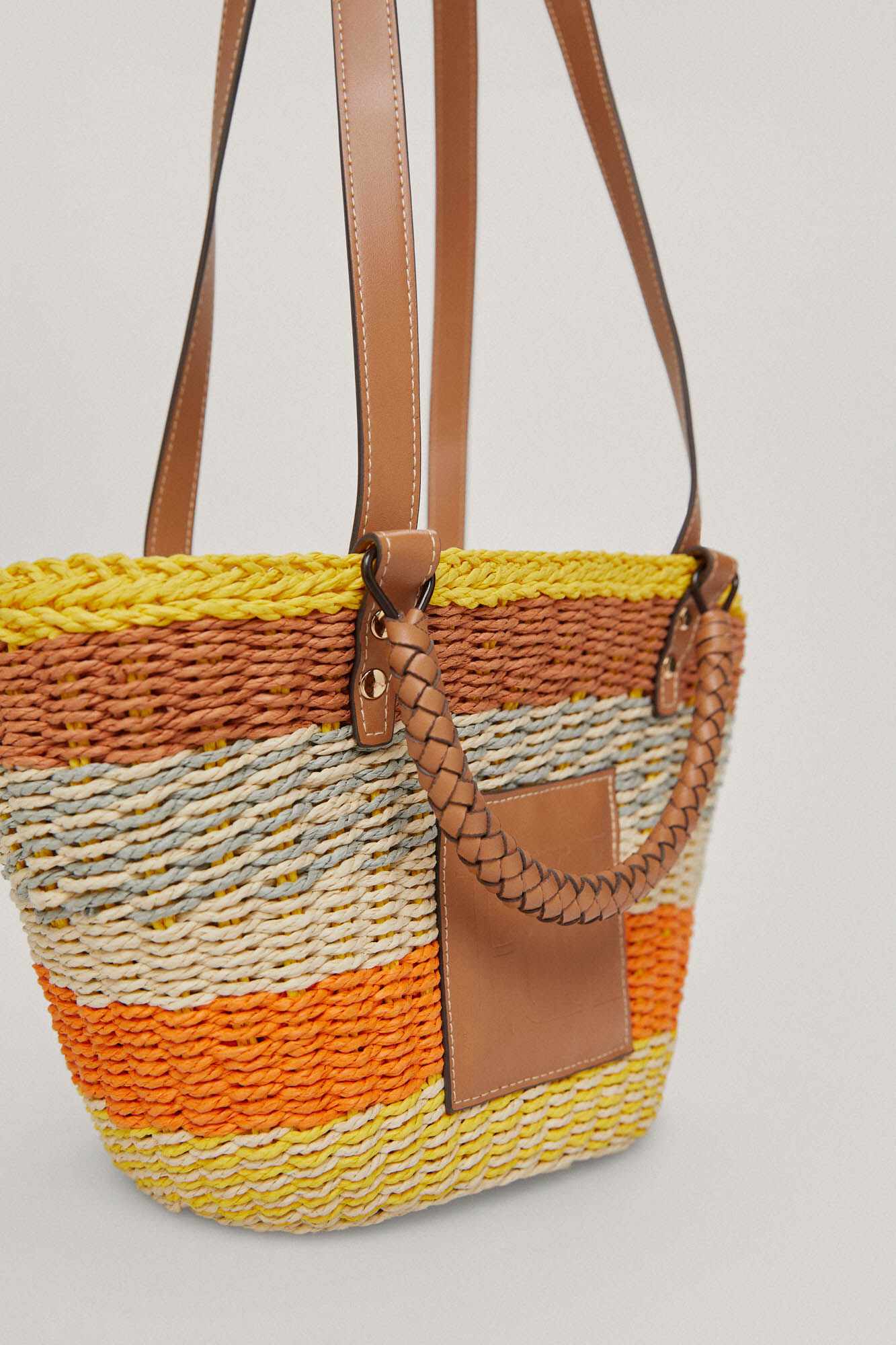 Cesta listrada de ráfia multicolorida - Amarela