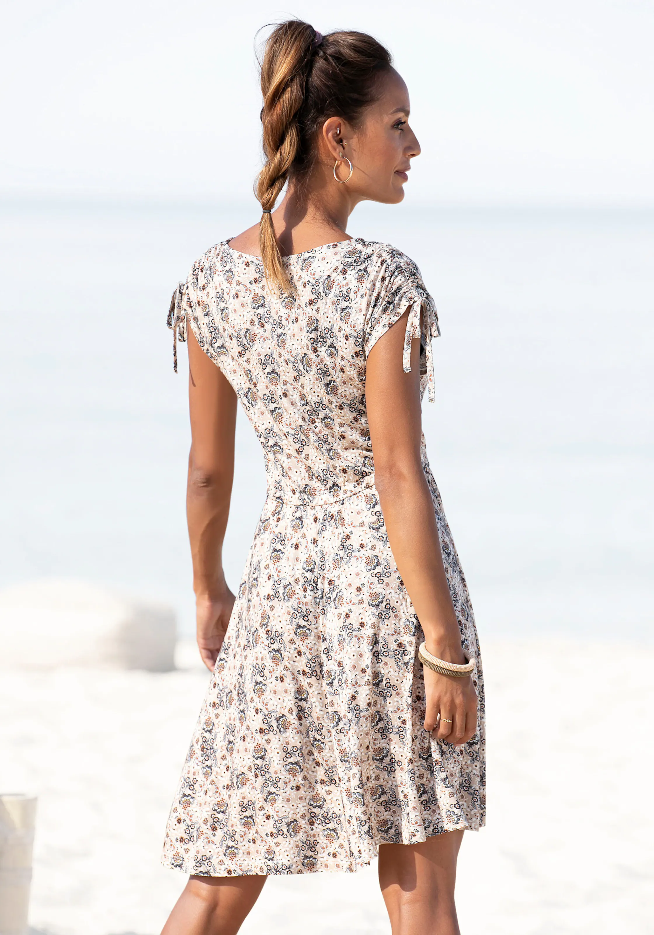 Vivance Jerseykleid in beige-bedruckt