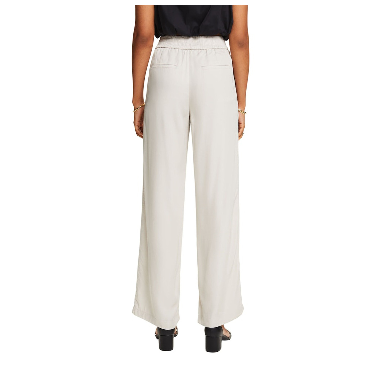 ESPRIT Solid slip on
