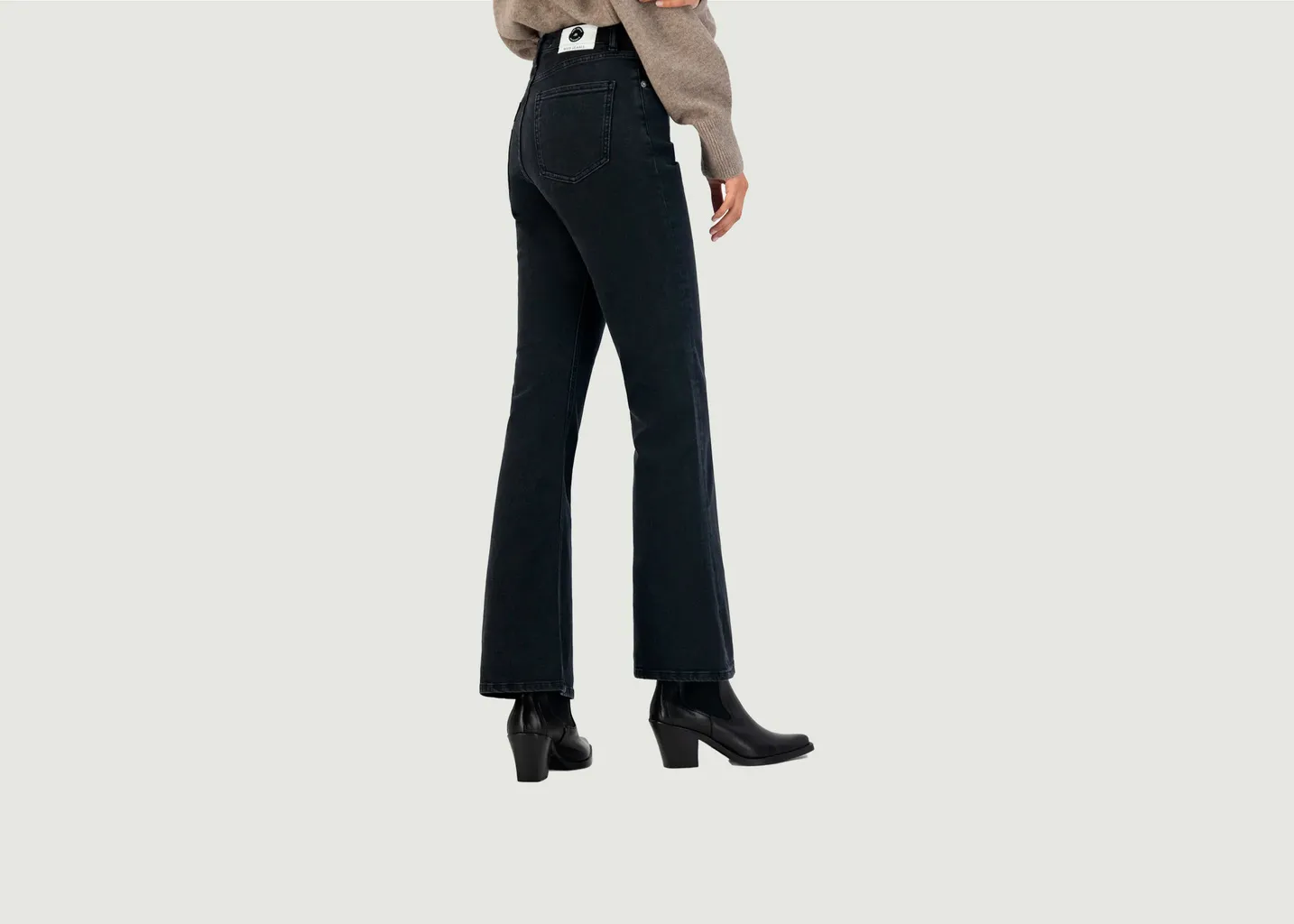 Jean Isy Flared Mud Jeans
