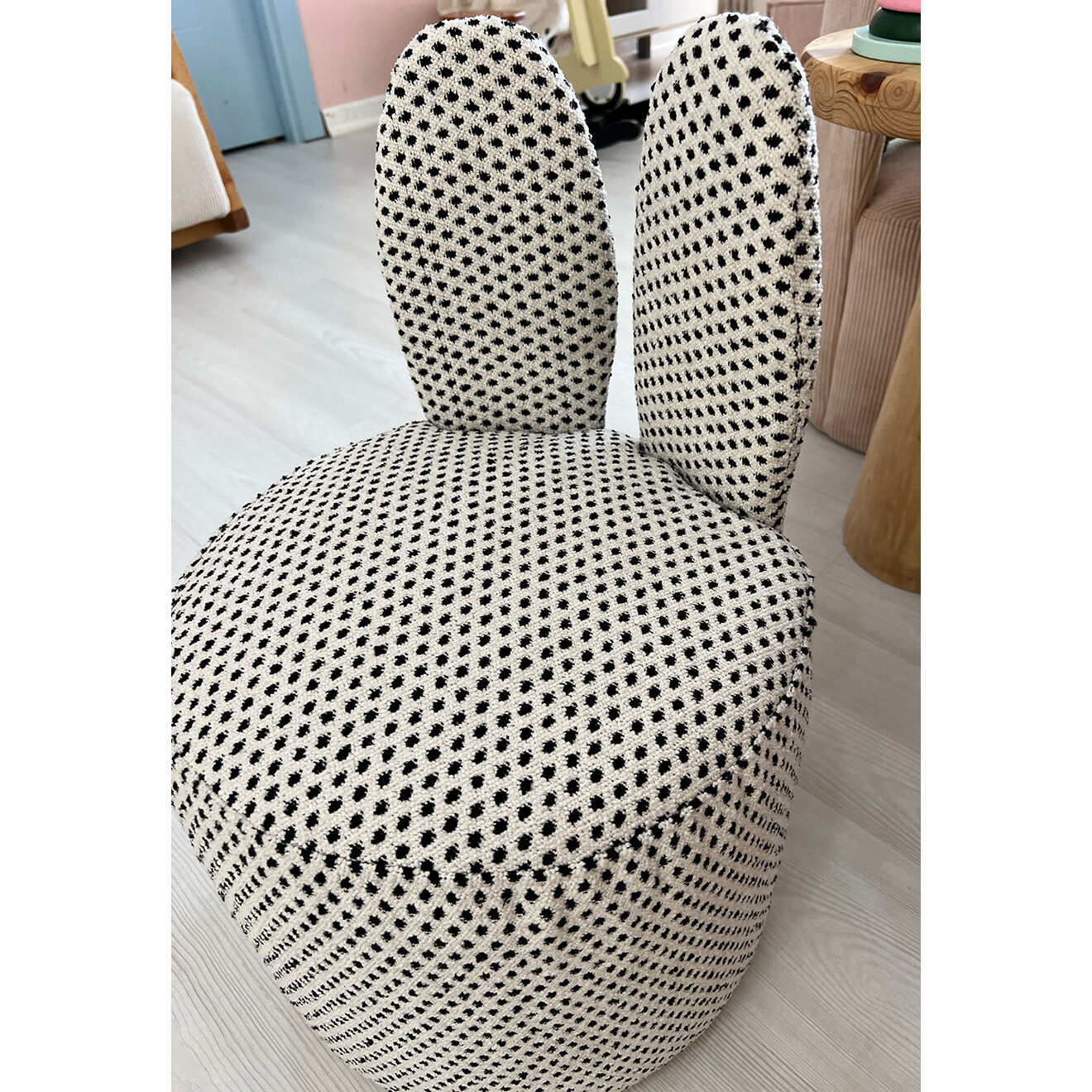 Homitis Pouf Bunny noir/blanc - 39x58x39 cm