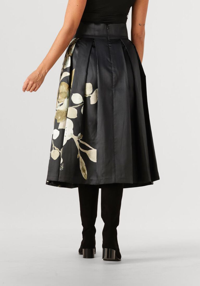 zwarte dea kudibal midirok albis