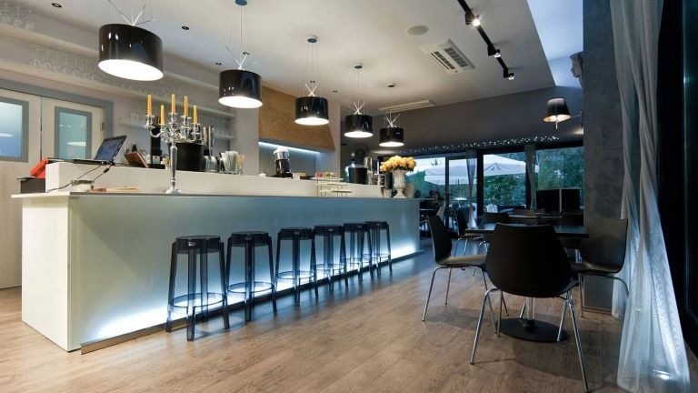 Kartell Maui stoel antraciet