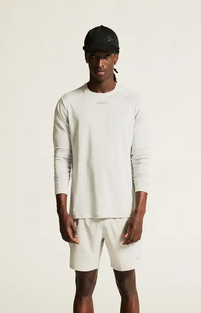Craft ADV Essence 2 Hardloopshirt Lange Mouwen Beige Heren