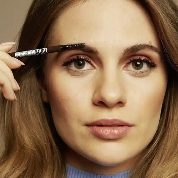 Express Brow Ultra Slim Augenbrauenstift Nr. 01 Blonde