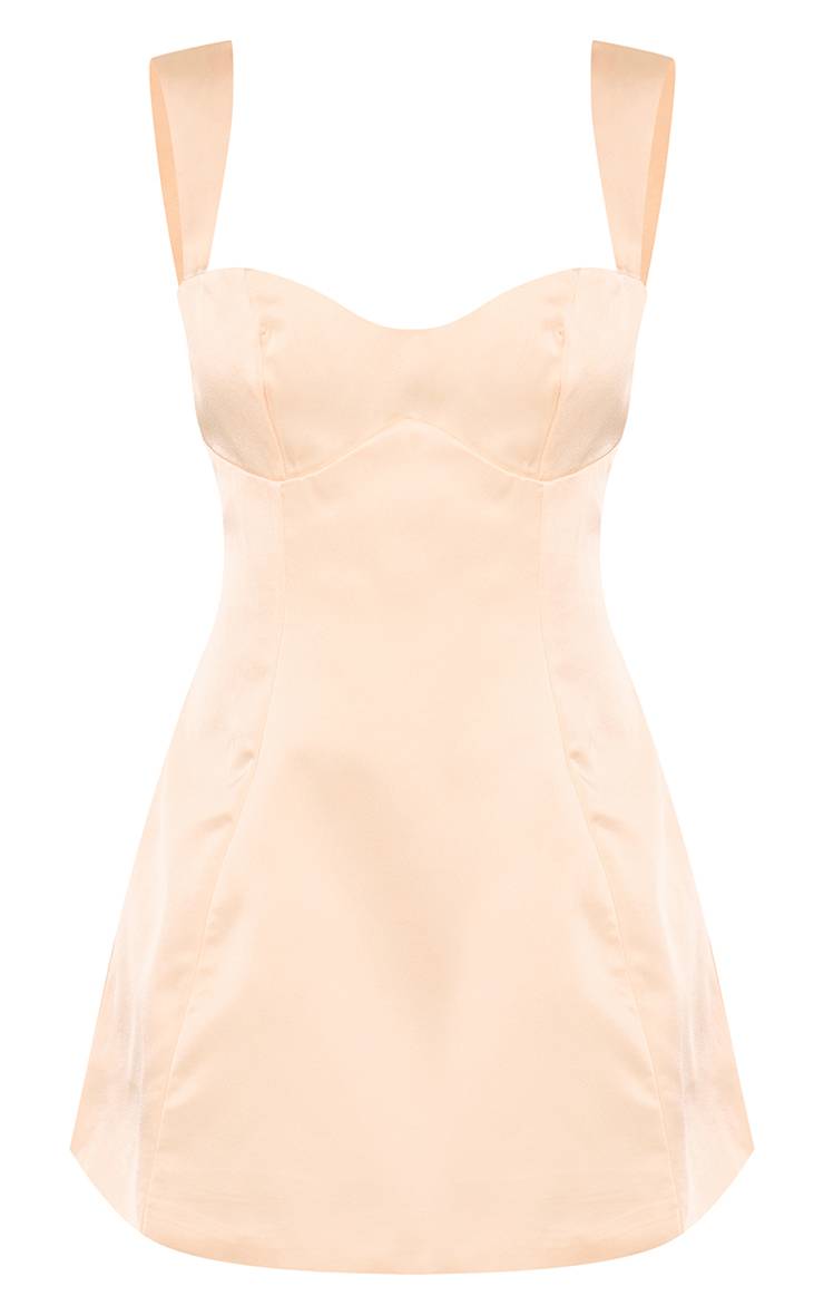 Butter Cream Robe Droite Structurée À Encolure Cœur En Satin Crème