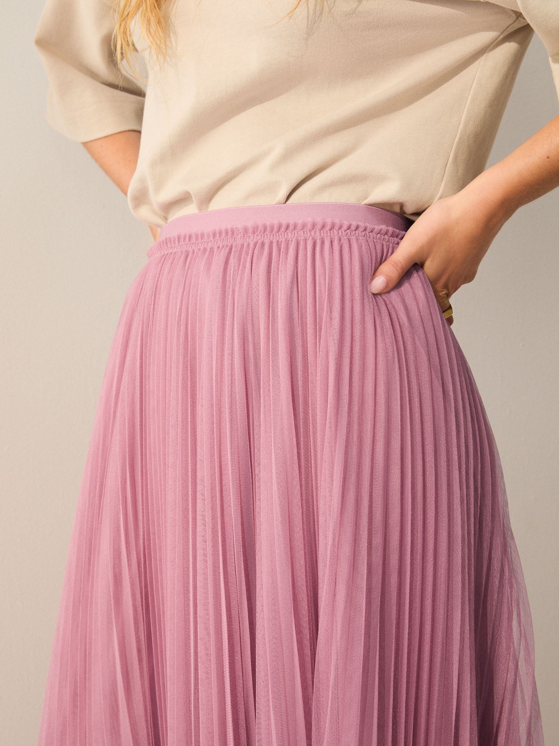Roze - Pleated Mesh Tulle Maxi Skirt
