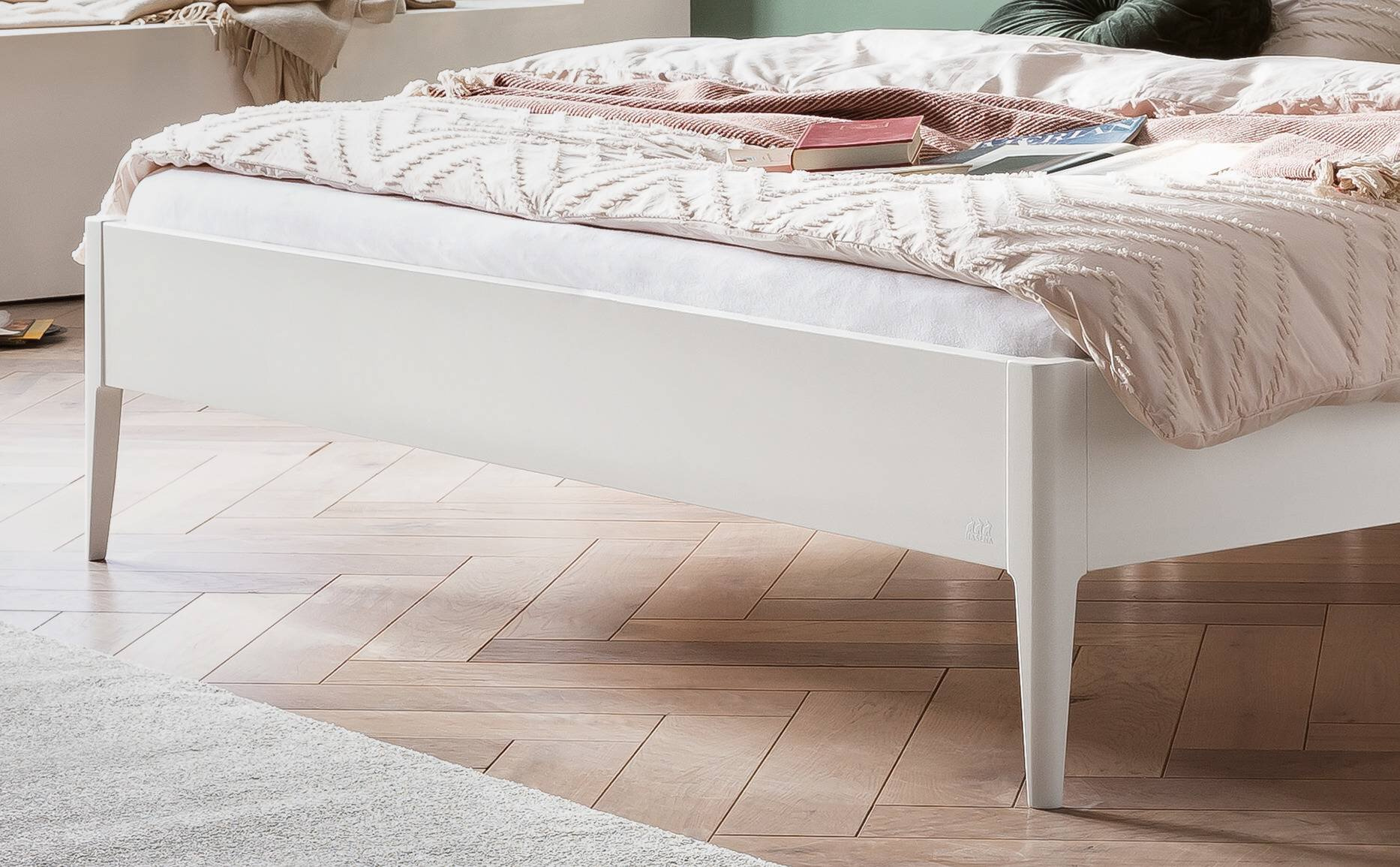 Holzbett HASENA PIEVE 140X200cm Höhe 25cm Buche Buche weiß