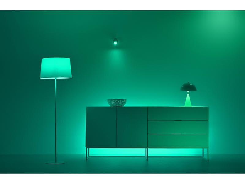 WiZ Leuchtmittel 4.9W (40W) E14 Tunable White & Color Einze Smartes Leuchtmittel, verbindbar über Bluetooth, Matter, WLAN