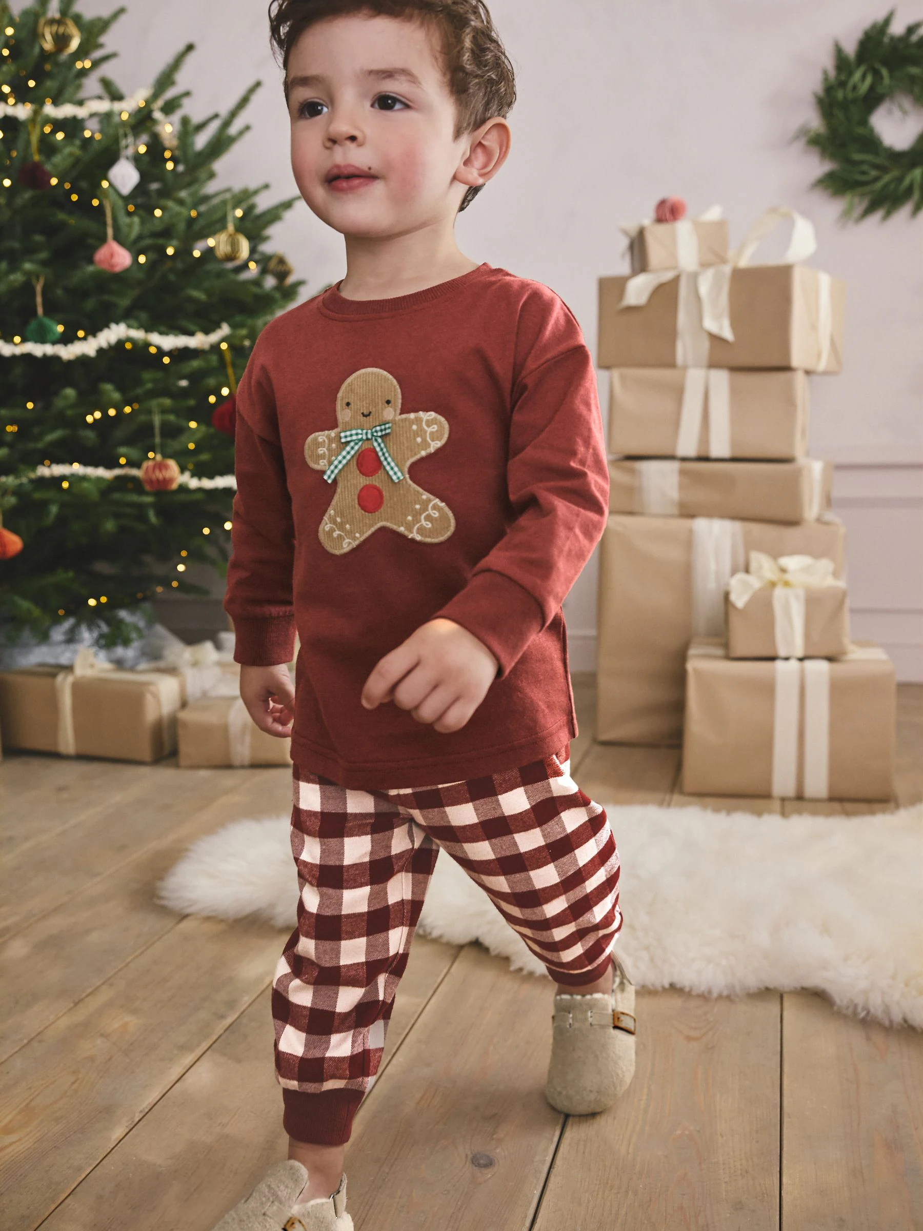Rood/Groen peperkoeken mannetje - Enkele kerstpyjama (9mnd-10jr)