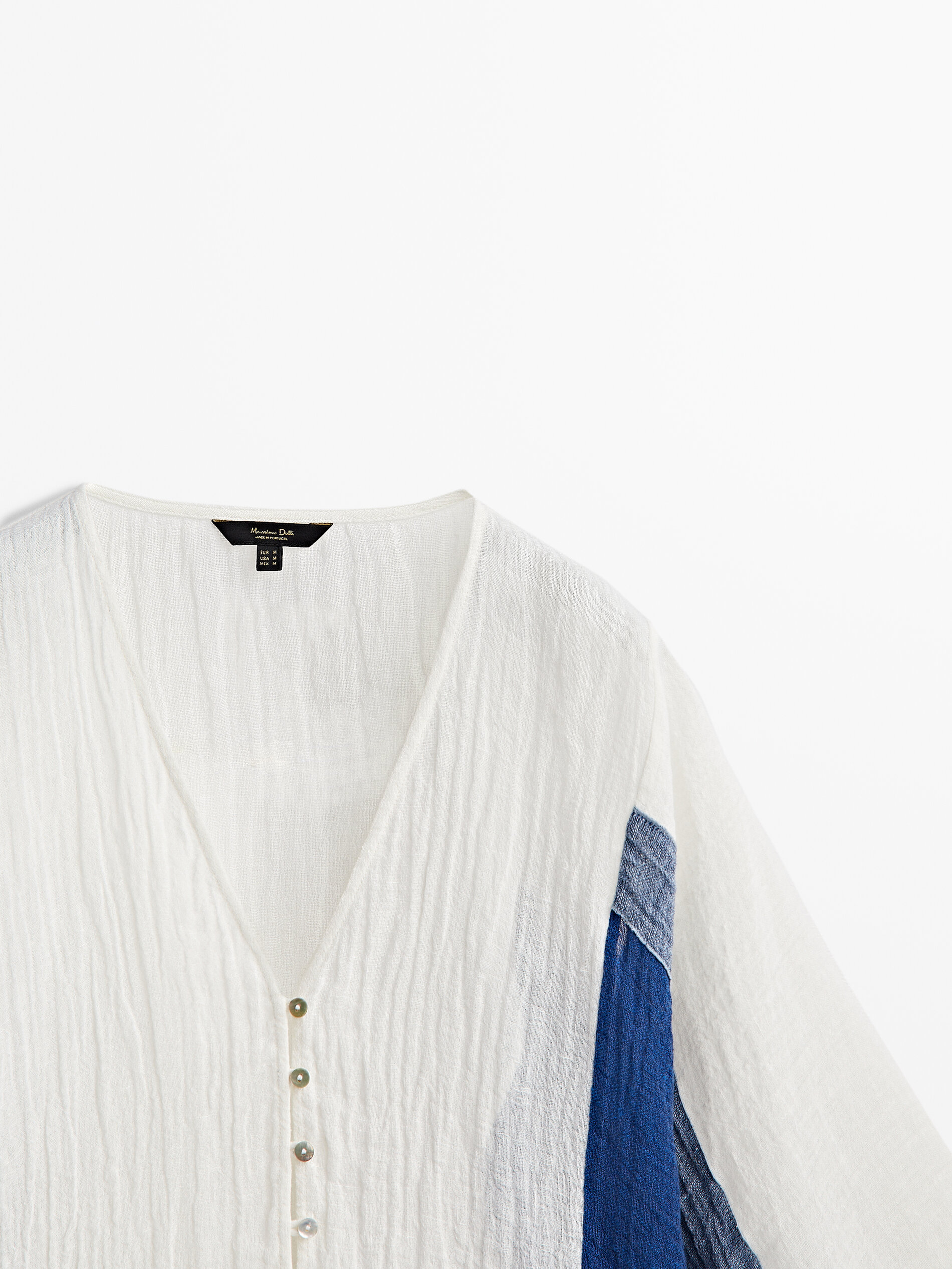 Camisa de linho com estampa em relevo - BRANCA