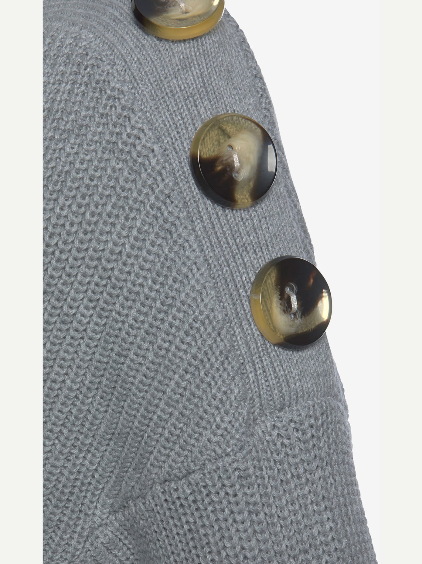 Pull en tricot élégant, boutons décoratifs