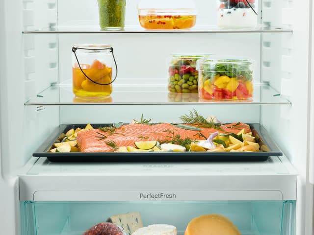 Miele kølefryseskab KFN29683OB