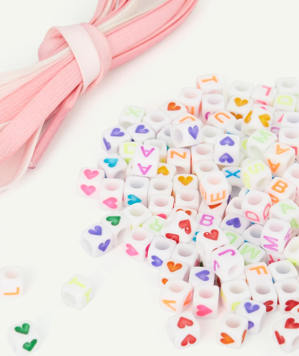 LACETS ROSES PERSONNALISABLES AVEC PERLES