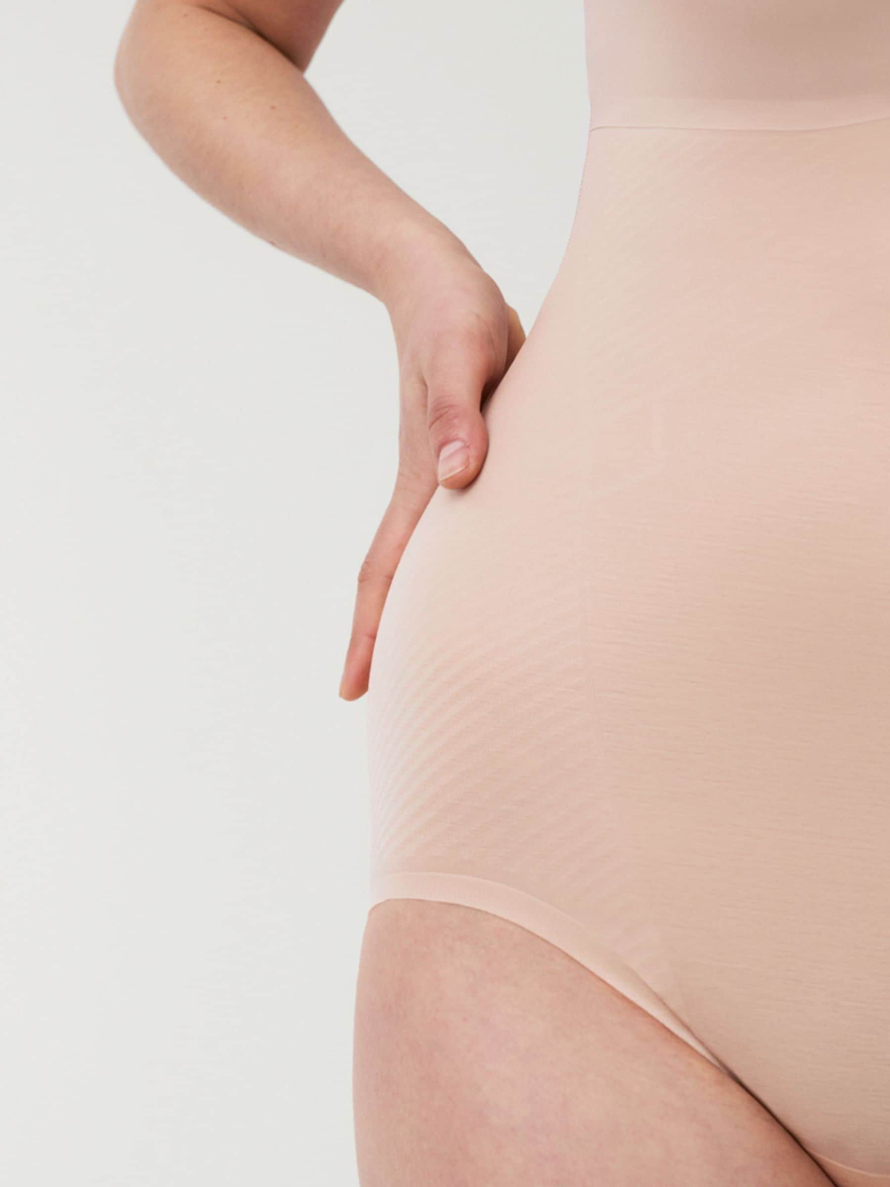 Licht beige - SPANXshape™ Invisible Tank Onderbroeken Bodysuit