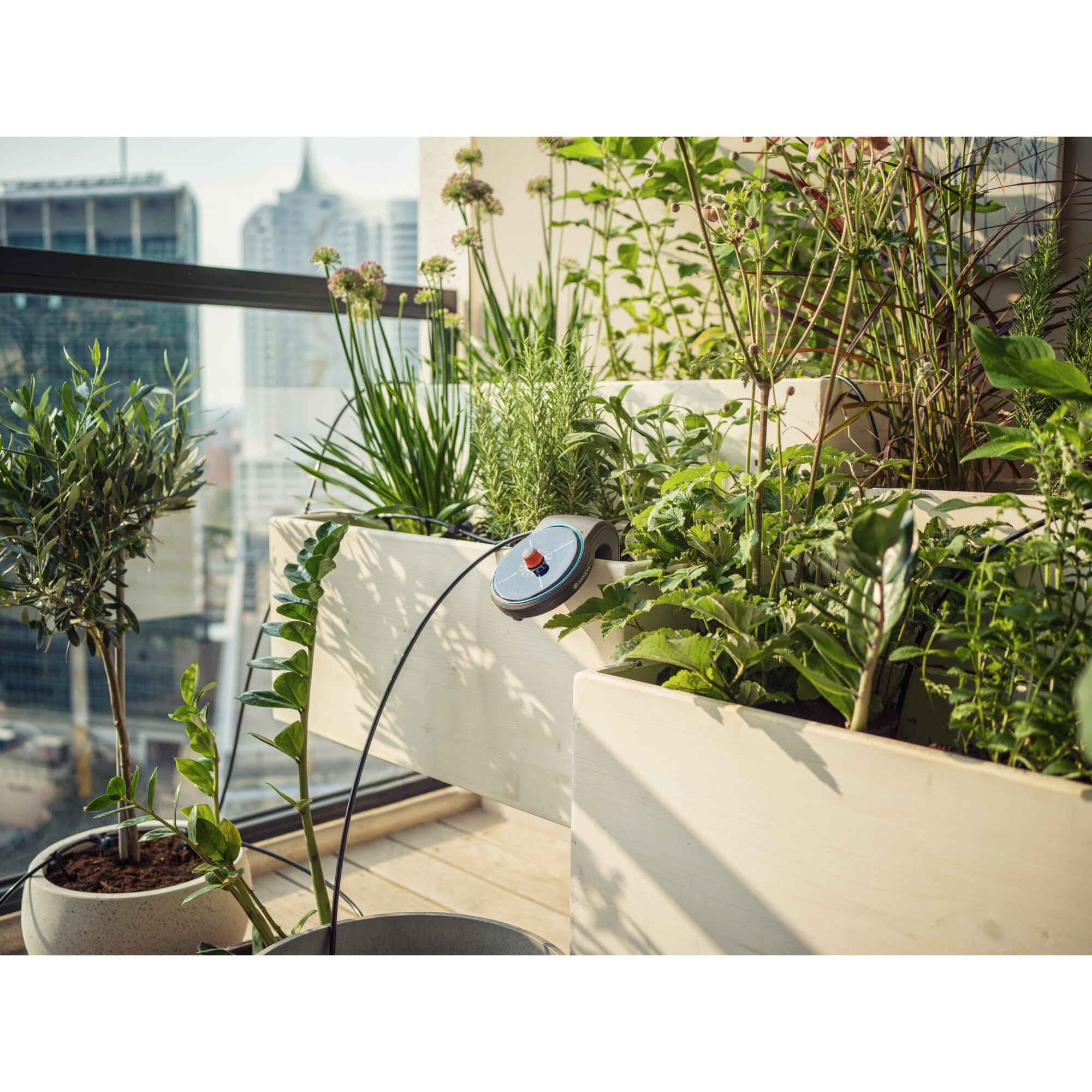 GARDENA Bewässerungssteuerung Solar-Bewässerung AquaBloom Set