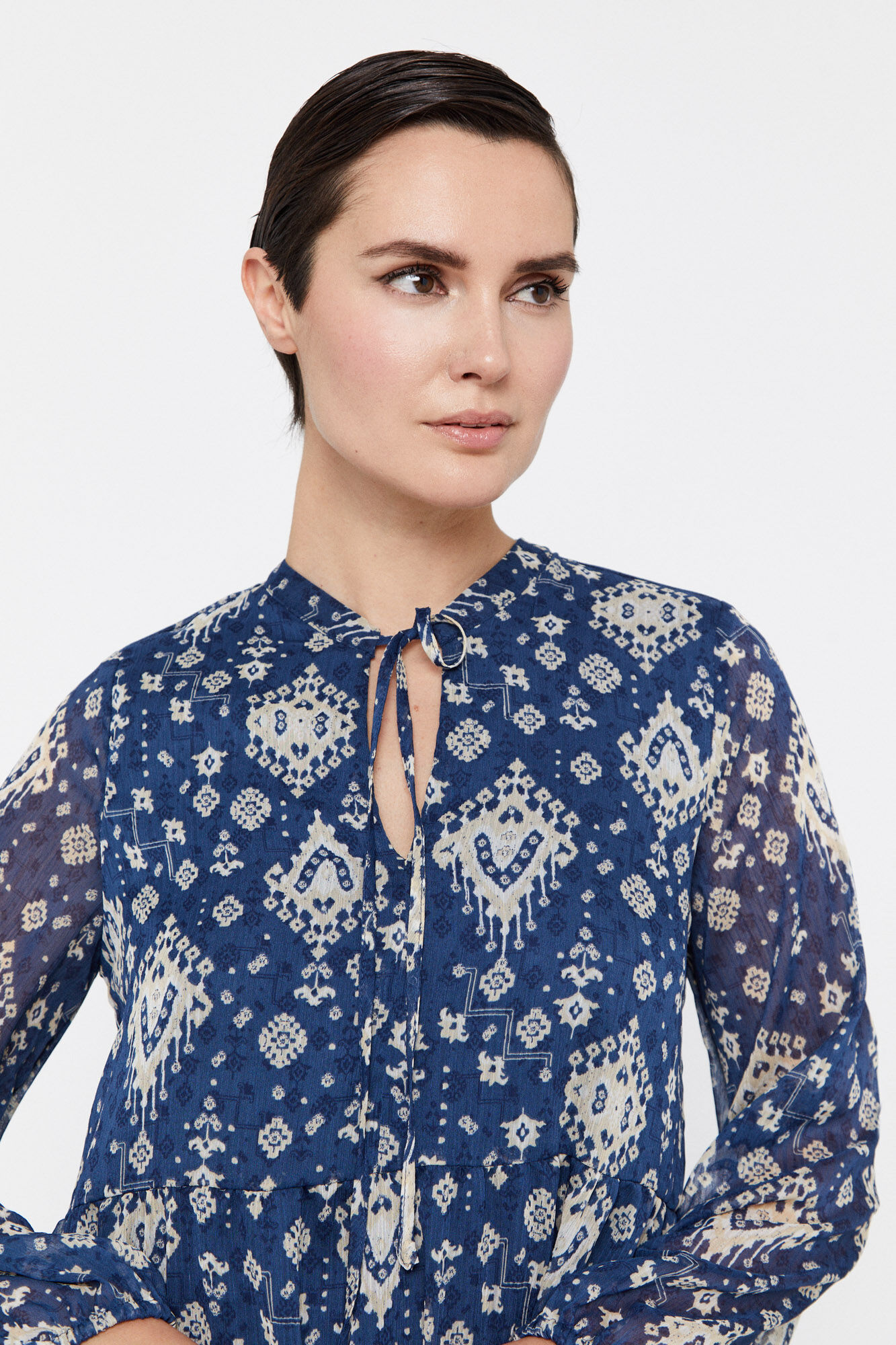 Vestido curto reciclado - Estampa azul