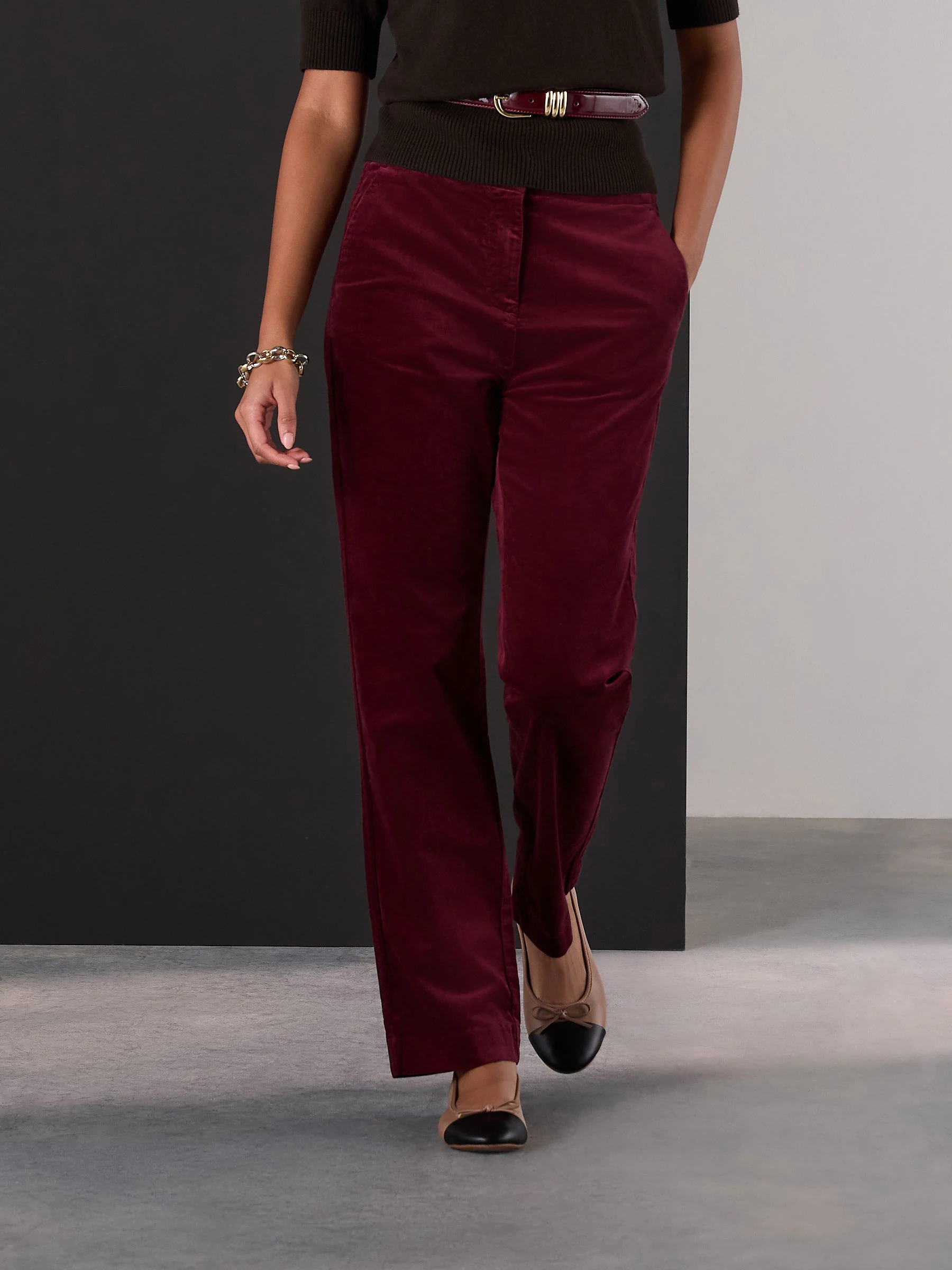 Bordeauxrood - Velvet Straight Leg Trousers