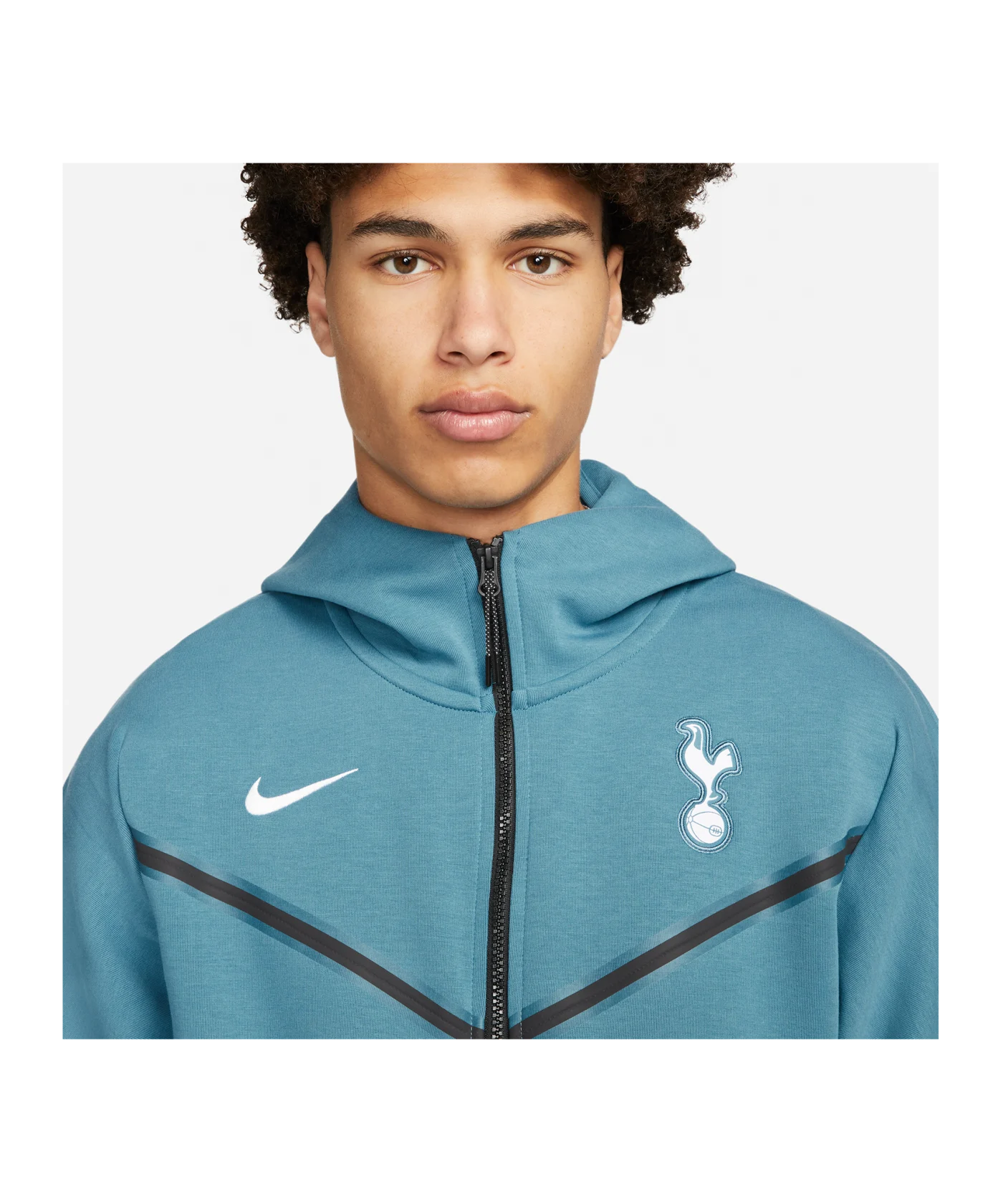 Nike Tottenham Hotspur Tech Fleece Windrunner Blau F415