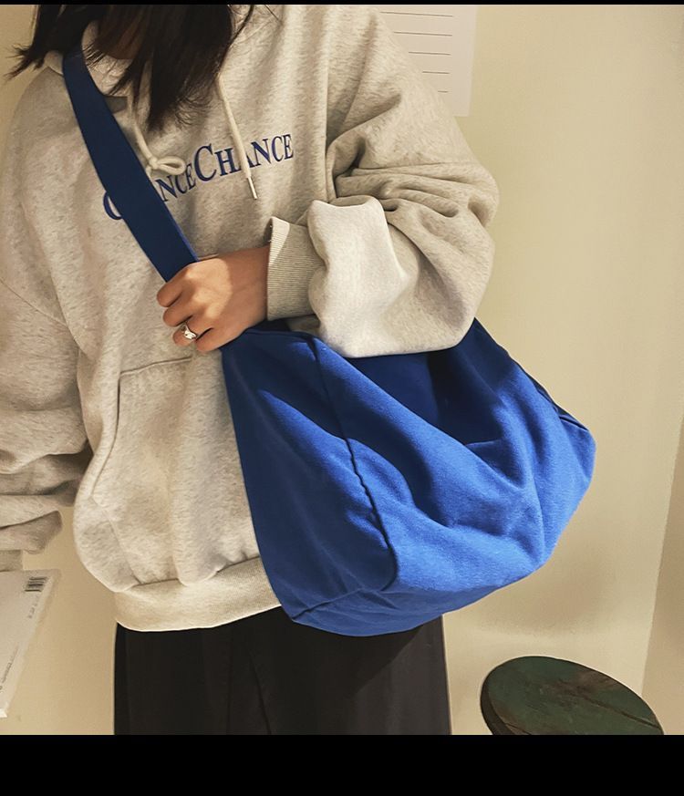 Sosara - Canvas Crossbodytas