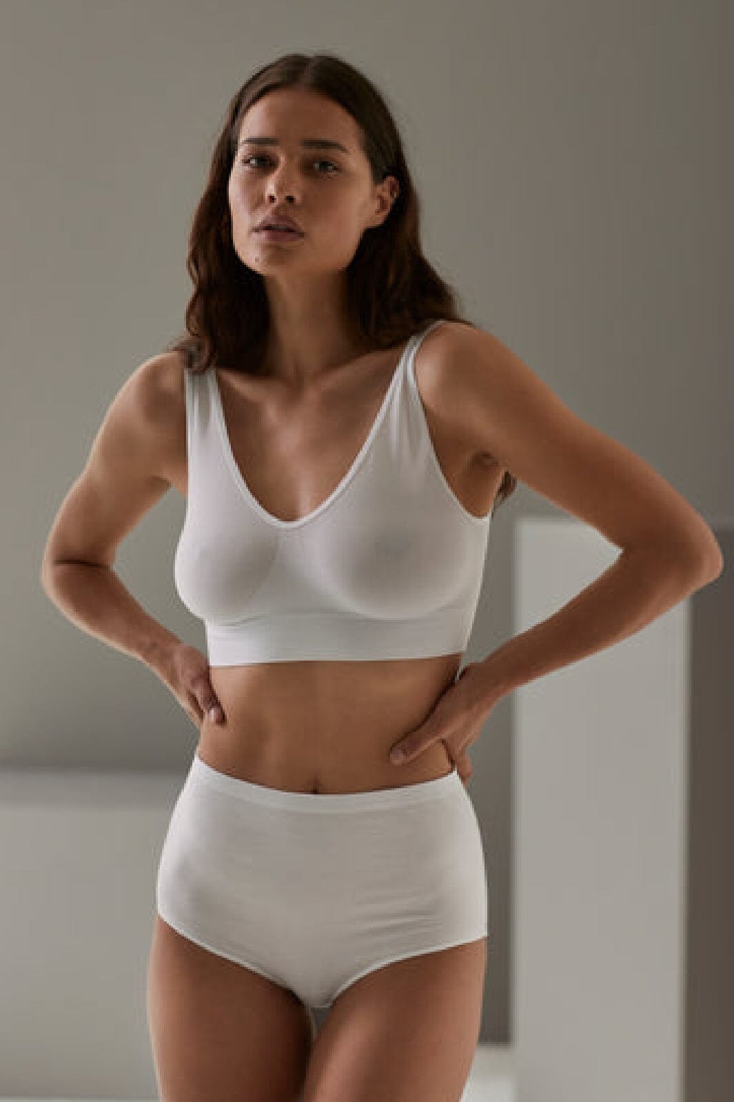 Soft basic Haily Bra top wide strap 2 pak white