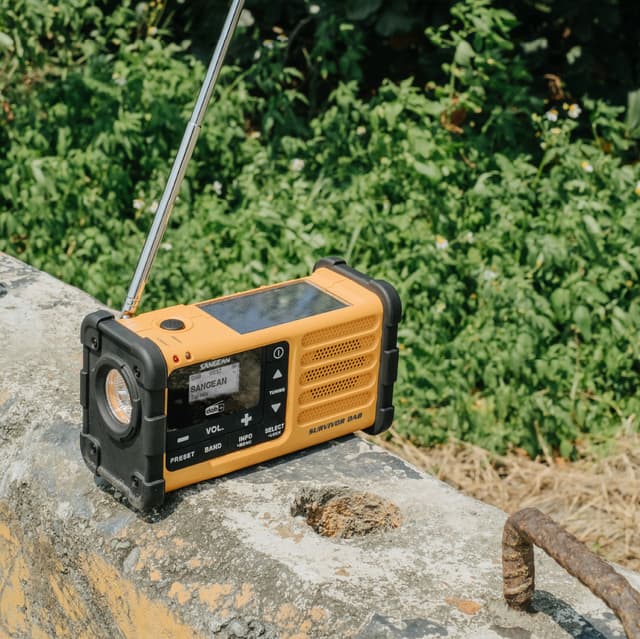 Sangean MMR-88 digitalradio (orange)