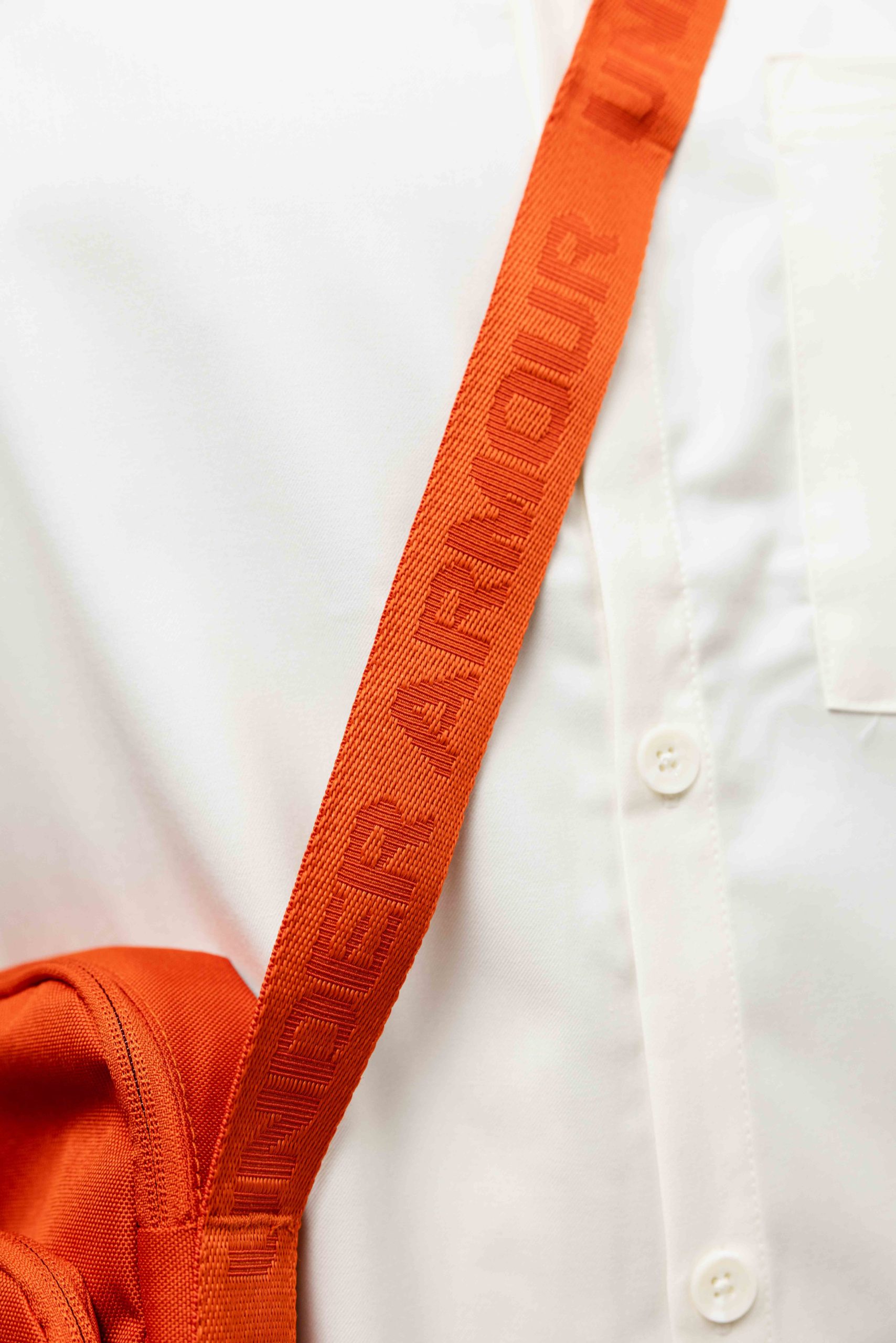 Under Armour Essential Lite Crossbodytas Oranje