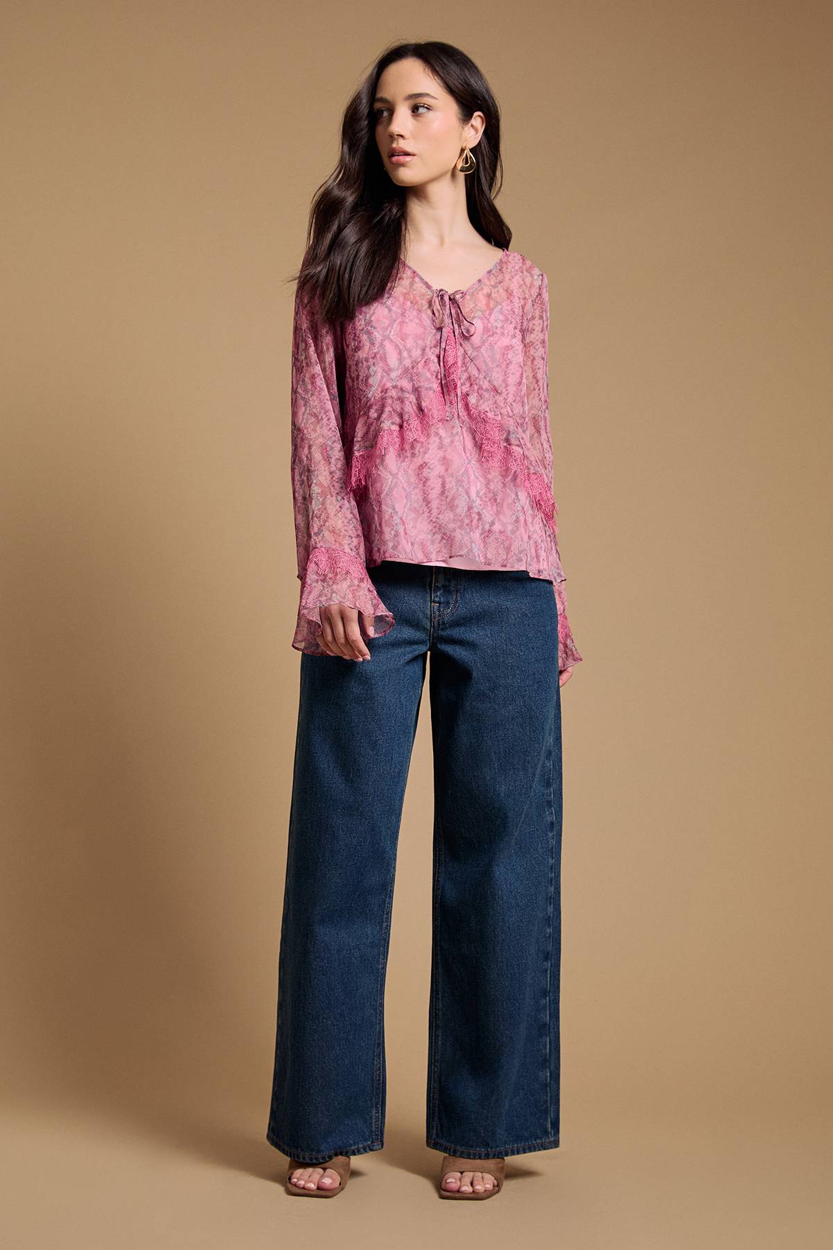 Oasis Blouse À Manches Évasées Avec Finitions En Dentelle
