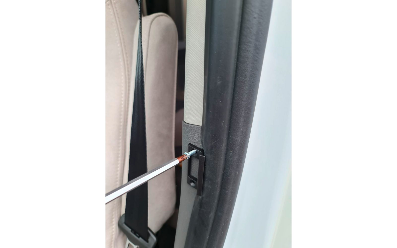 HEOSafe Riegelschloss für Fahrerhaustüren: Ford Transit. Baujahr 2013-2019
