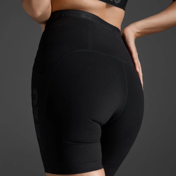 2XU Dame Korte tights Form Stash Hi-Rise Bike Shorts Sort