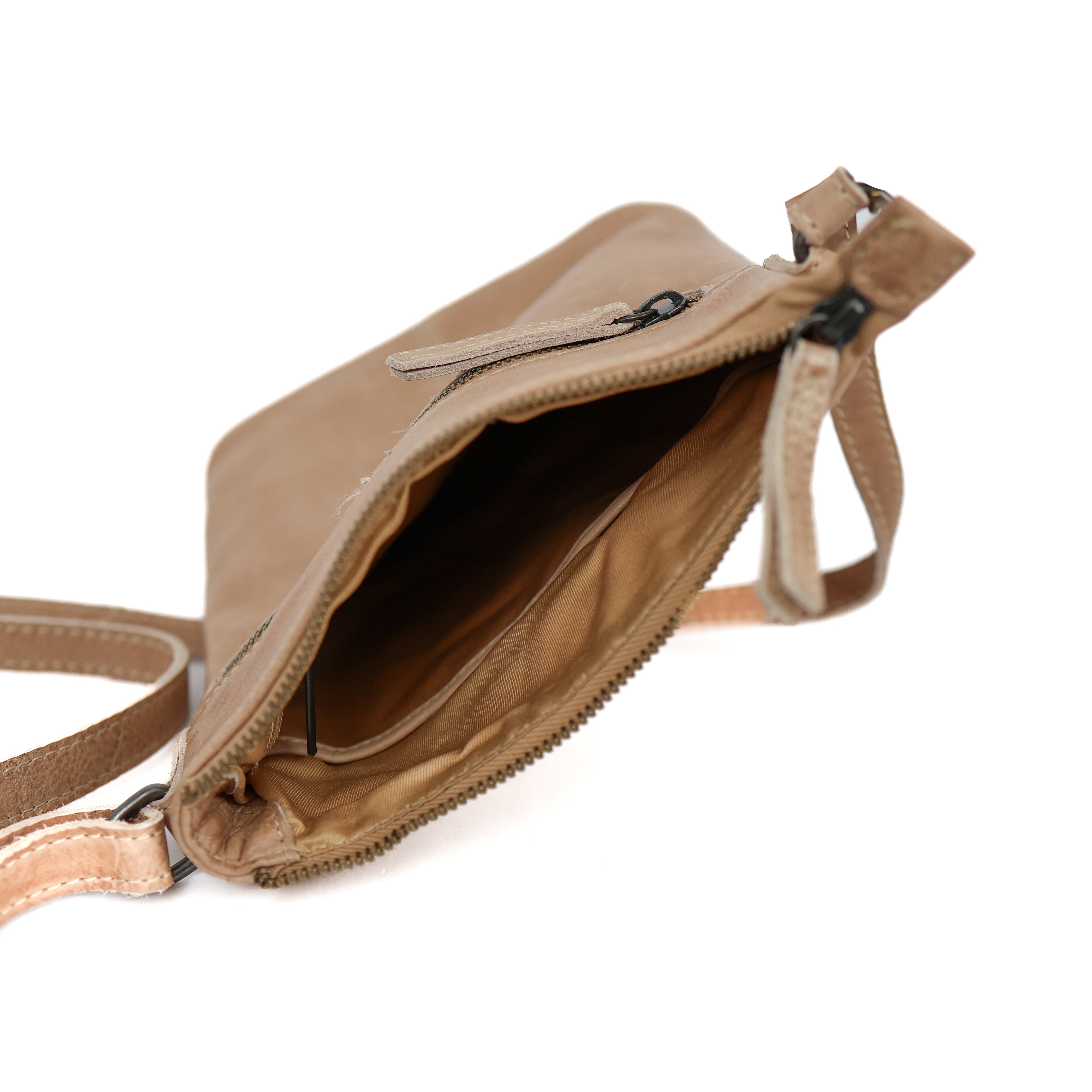 Klein schoudertasje 'Giulia' gevlochten beige BEIGE