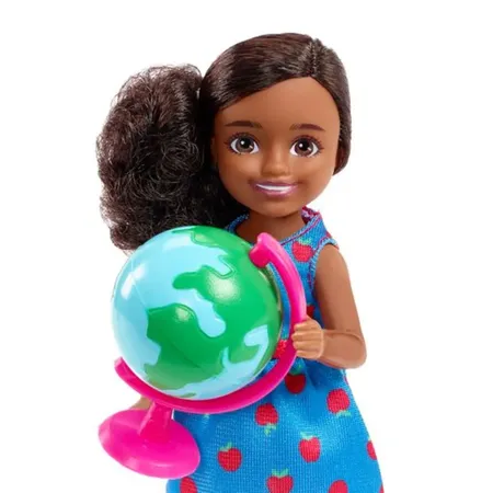 Barbie Chelsea-Karrierepuppe mit berufsbezogenem Outfit und zugehörigem Zubehör