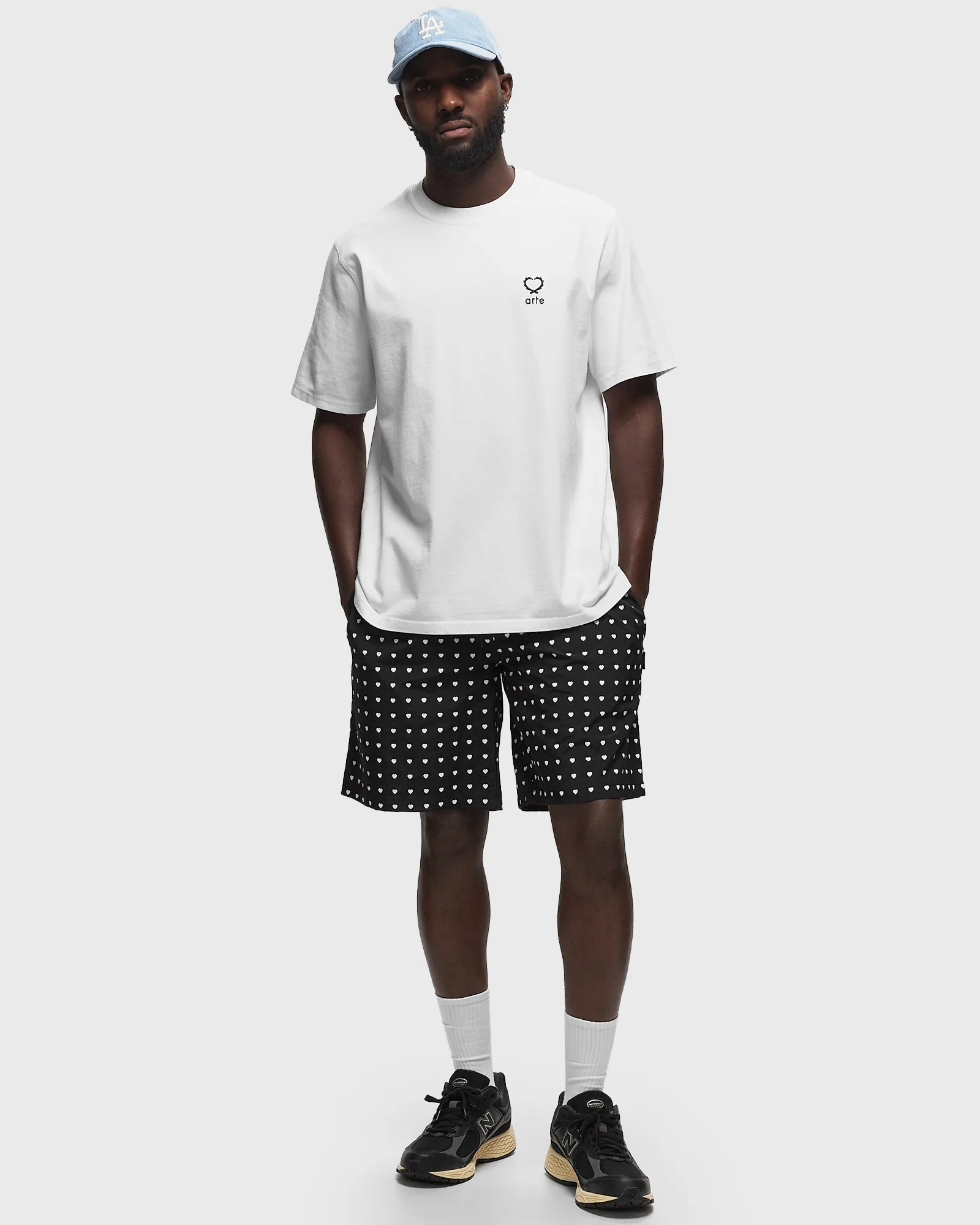 Arte Antwerp Hearts leaves arte logo chest T’shirt