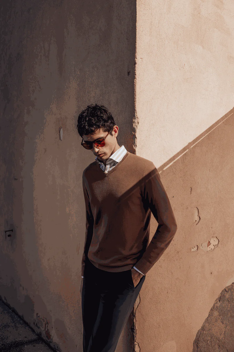 Pull col V camel