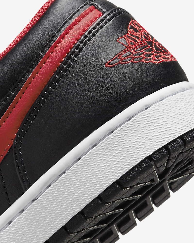 Chaussures Nike Air Jordan 1 Low Noir & Rouge pour homme