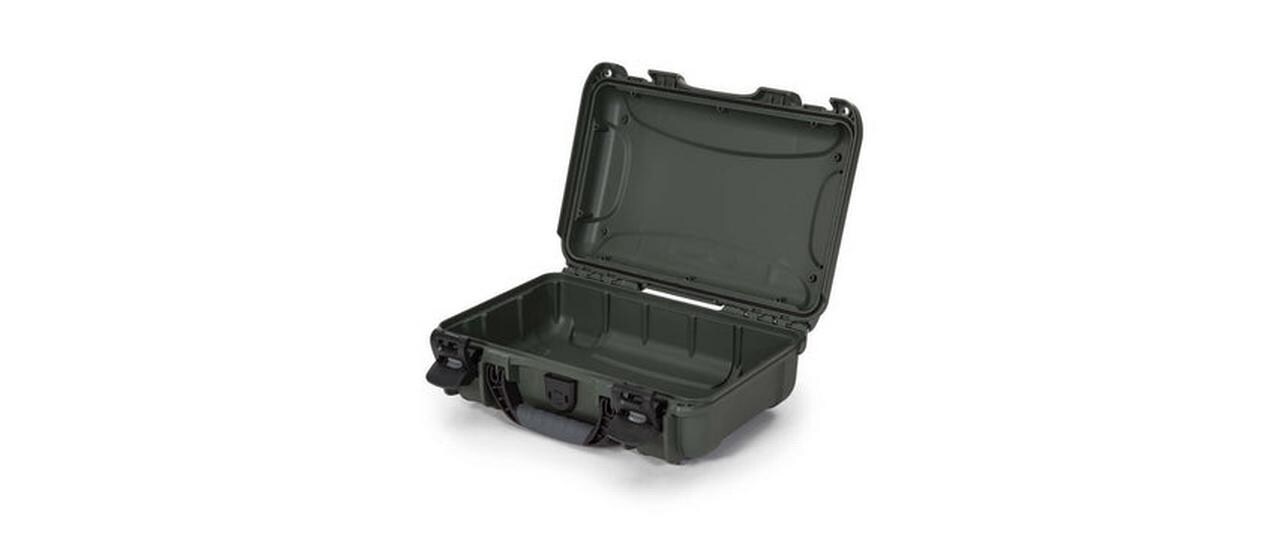 Kunststoffkoffer 909 - leer Olivgrün<br>Leichter, wasserdichter und robuster Hartschalenkoffer