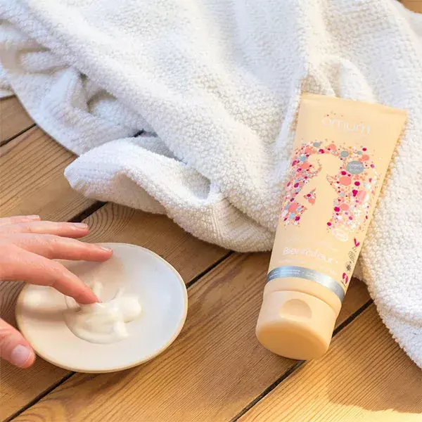 Omum Le Bienfaiteur Lait pour le Corps Concentré & Désaltérant 200ml