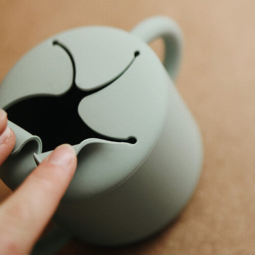 Mushie siliconen snackbeker - powder blue