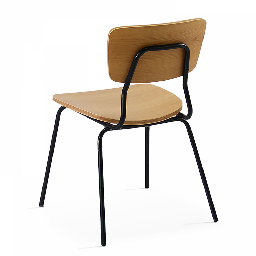 Lot de 2 chaises en bois vintage