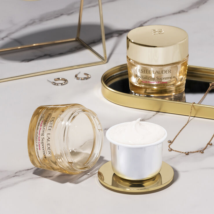 Estée Lauder Revitalizing Supreme  Youth Power Soft Crème