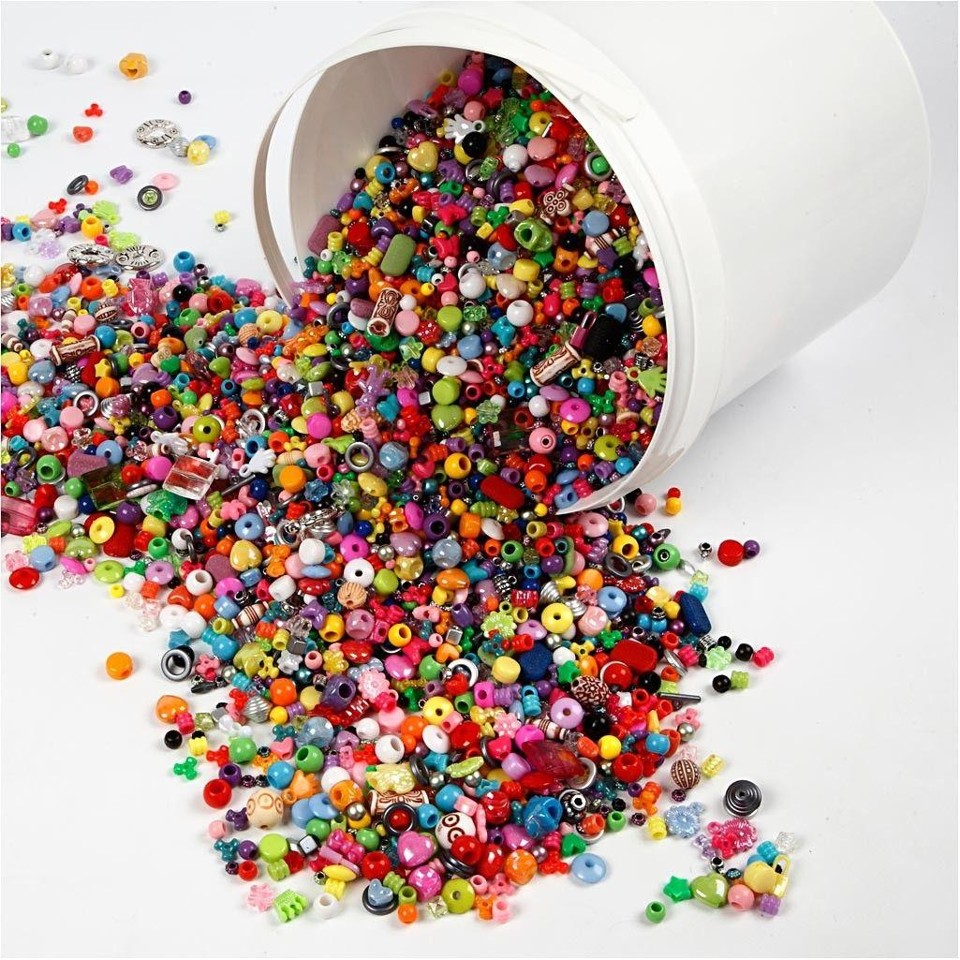 Perlespand - Str. 6-20 mm - Hulstr. 1,5-6 mm - 3000 g - 5700ml - ca. 8100 stk.
