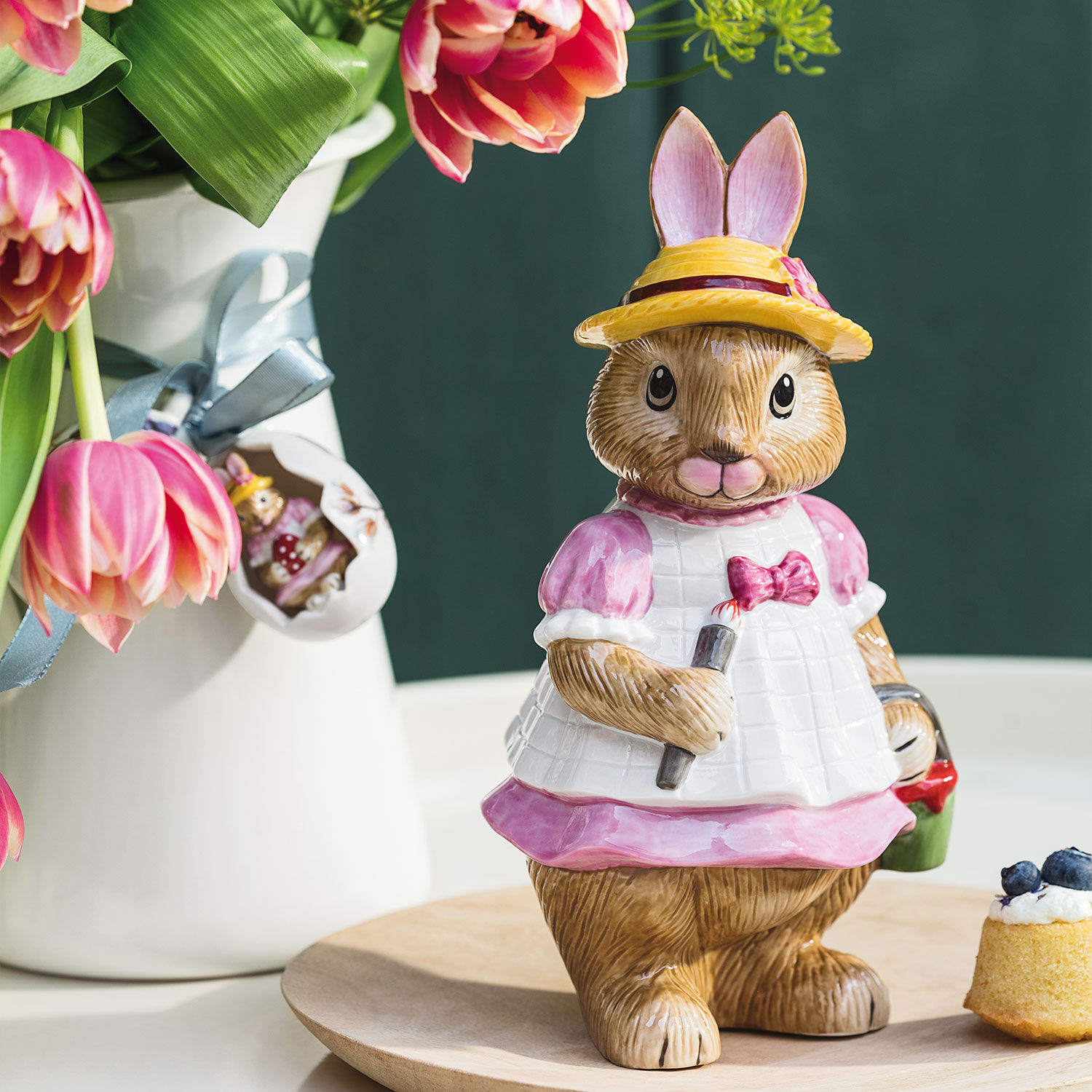 Bunny Tales Easter figurine Multi-colored, 4.2'' x 4.4'' x 8.7'', porcelain