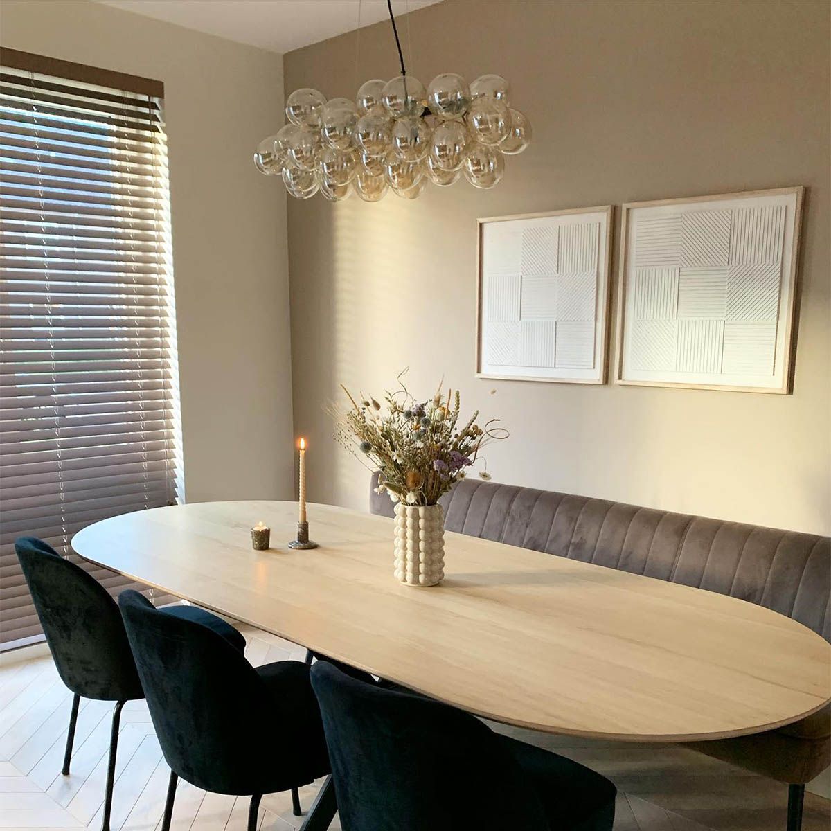 Design hanglamp zwart met amber glas 8-lichts - Uvas