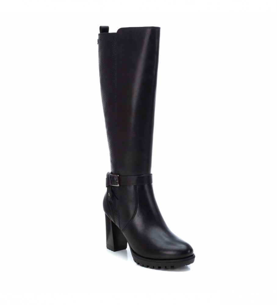 Botas Carmela em couro preto, modelo 160055 - Altura do salto: 9 cm -