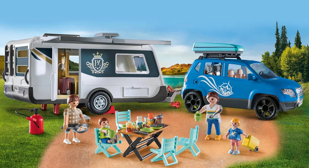 FAMILLE AVEC VOITURE ET CARAVANE 71423