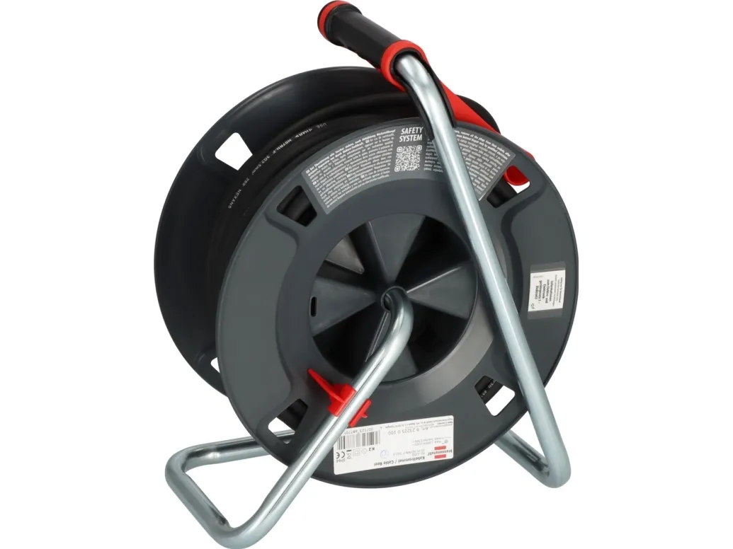Brennenstuhl 9232250100, Sort, Rød, Plast, 5 AC stikkontakt(er), Lige, 25 m, IP44