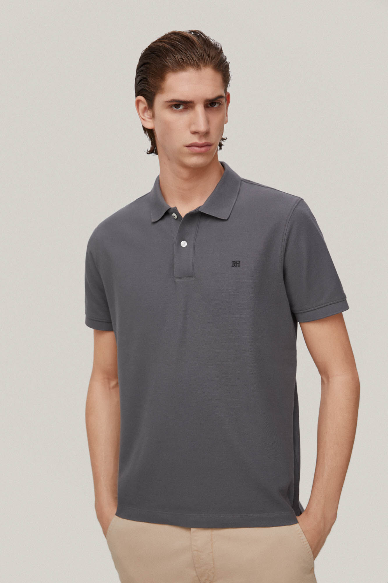 Camisa polo com logotipo - Cinza